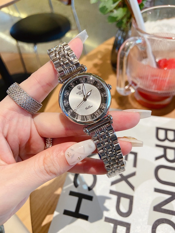 ブランド時計背面デザイン